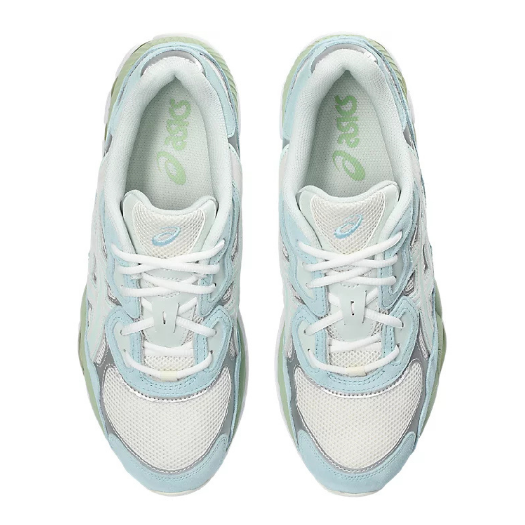 Gel-NYC Cream/Ilusion Blue