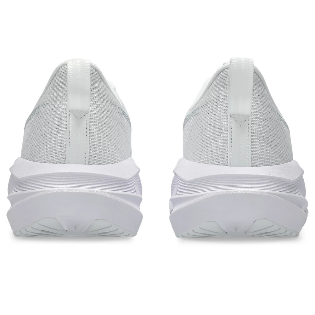 Novablast 5 - White/Piedmont Grey