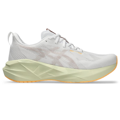 Novablast 5 -White/Fawn